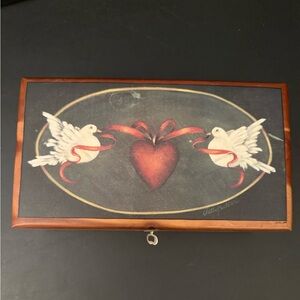 BEAUTIFUL LANE CEDAR MINI CHEST WITH HEART AND FOVES BY ARTIST PATTY BUTTERS